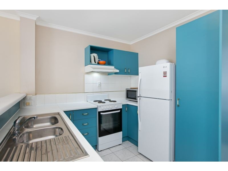 37/1-19 Poinciana Street, Holloways Beach QLD 4878