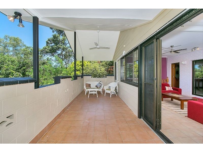 4 Leichhardt Place, Earlville QLD 4870