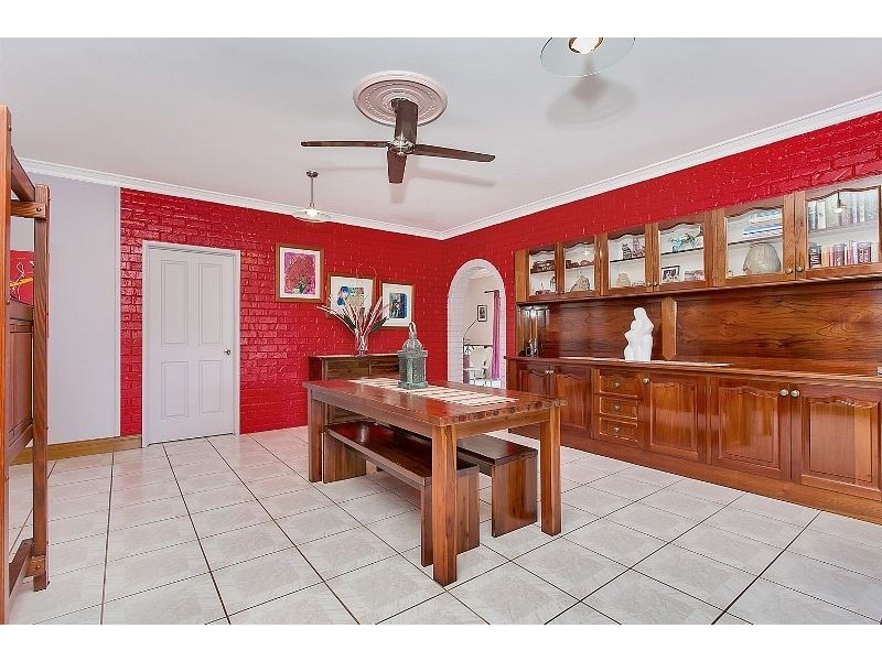 4 Leichhardt Place, Earlville QLD 4870