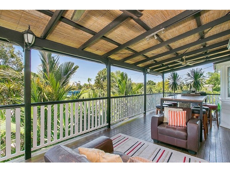 11 Lily Street (also known as 113 Digger Street, Cairns North QLD 4870
