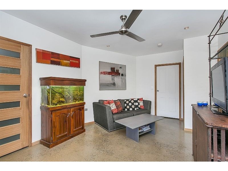 11 Lily Street (also known as 113 Digger Street, Cairns North QLD 4870