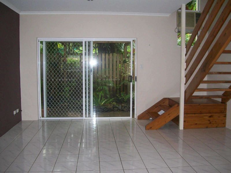 8/17 Vallely St, Freshwater QLD 4870