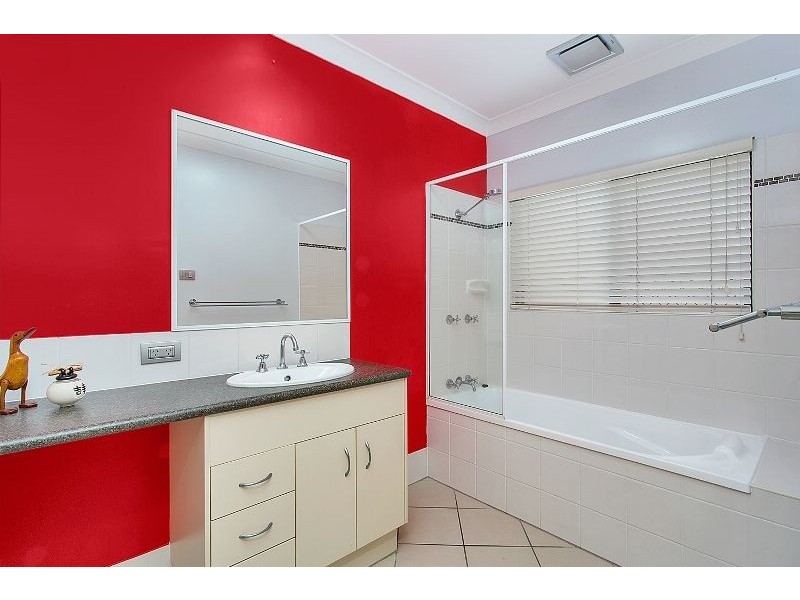 15 Cable Close, Kewarra Beach QLD 4879