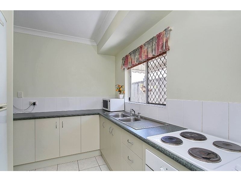 3/12 Ingham Court, Mooroobool QLD 4870