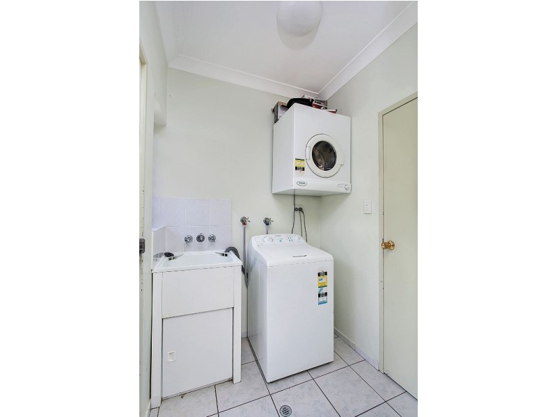3/12 Ingham Court, Mooroobool QLD 4870
