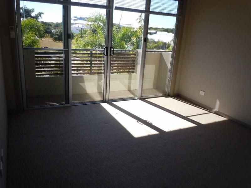 2/110 Harbour Drive, Trinity Park QLD 4879