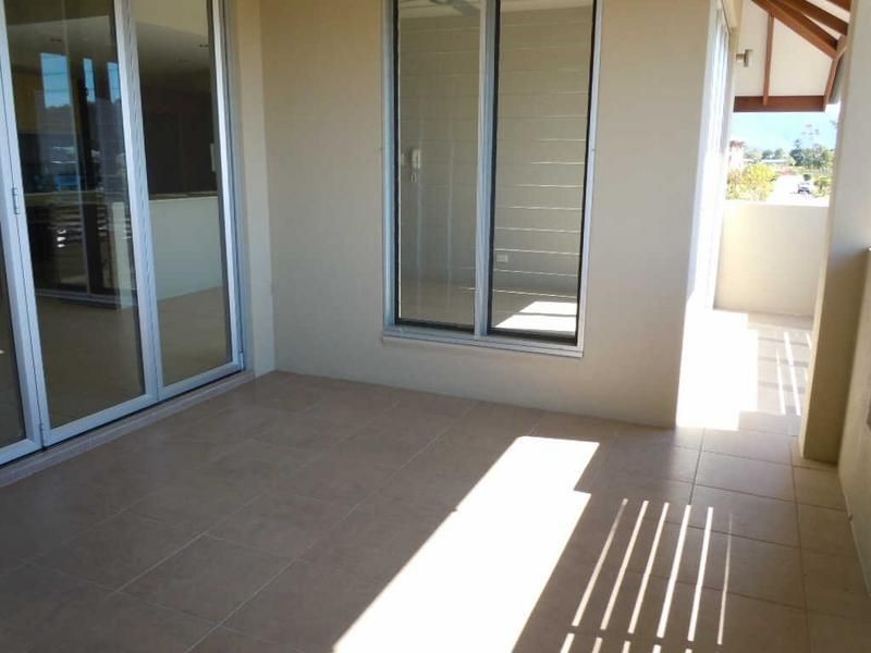 2/110 Harbour Drive, Trinity Park QLD 4879