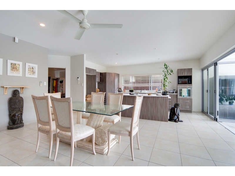 53 Iridescent Close, Trinity Park QLD 4879