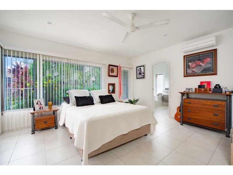 53 Iridescent Close, Trinity Park QLD 4879