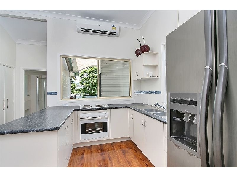 253 McLeod Street, Cairns North QLD 4870