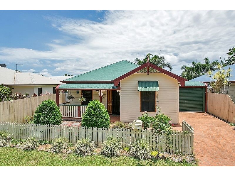 32 Madigans Drive, Mount Sheridan QLD 4868
