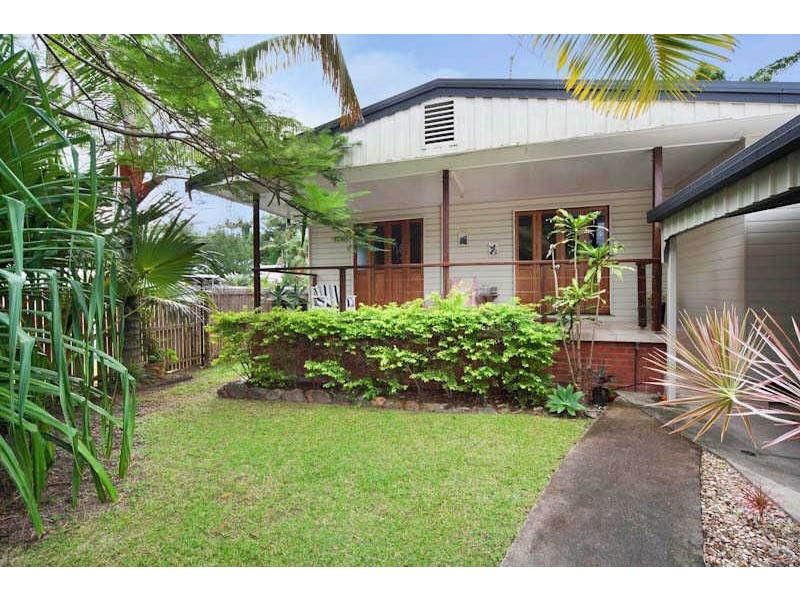 154 Greenslopes Street, Edge Hill QLD 4870