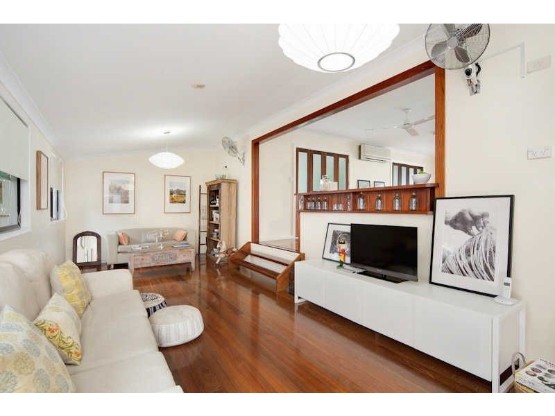 154 Greenslopes Street, Edge Hill QLD 4870