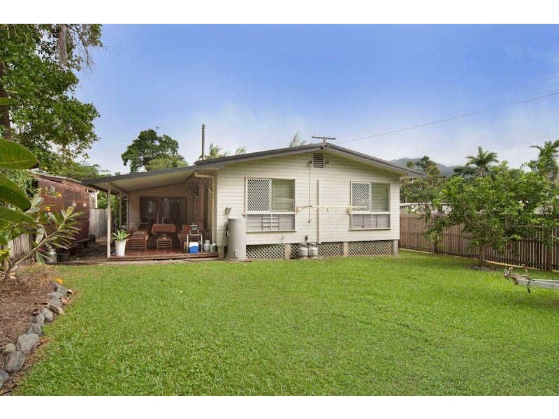 154 Greenslopes Street, Edge Hill QLD 4870