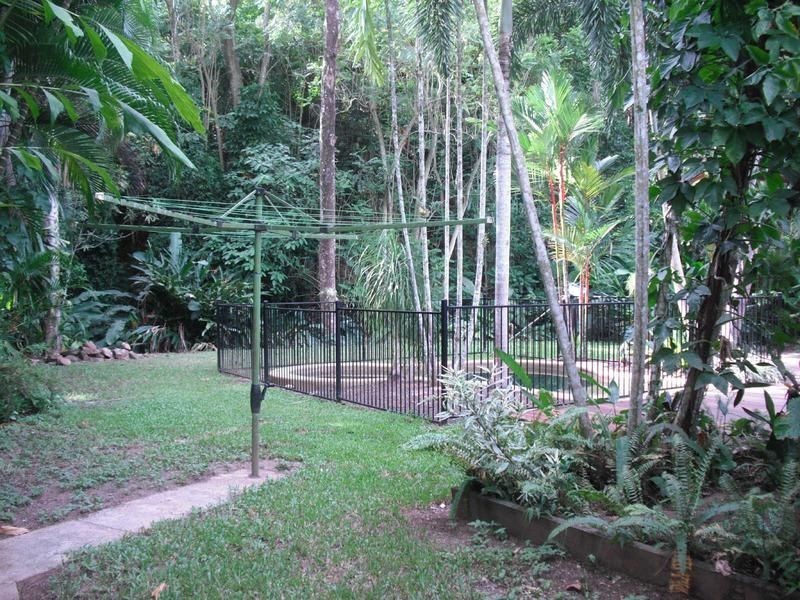 11 Red Bluff Crescent, Kamerunga QLD 4870