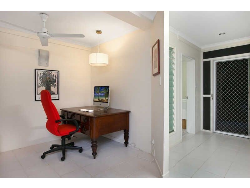 347 Pease Street, Edge Hill QLD 4870