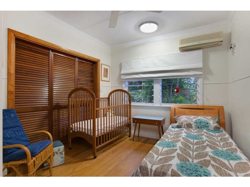 347 Pease Street, Edge Hill QLD 4870