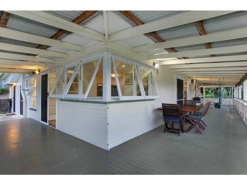 347 Pease Street, Edge Hill QLD 4870