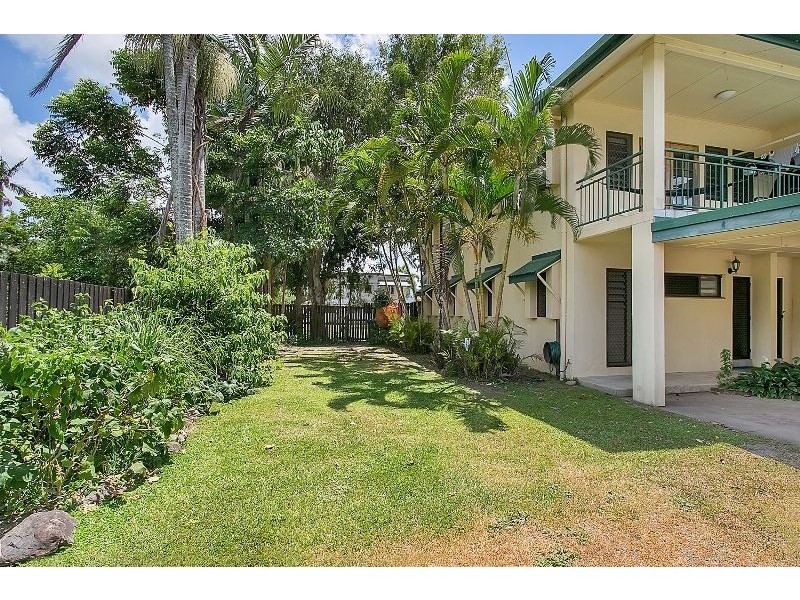 3/194 McCoombe Street (entrance via Marshall Street, Bungalow QLD 4870