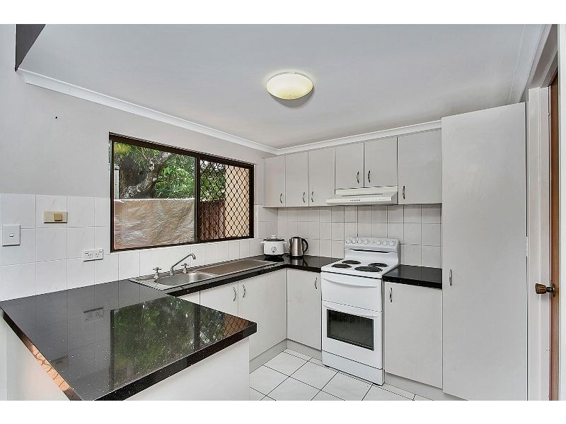 3/194 McCoombe Street (entrance via Marshall Street, Bungalow QLD 4870