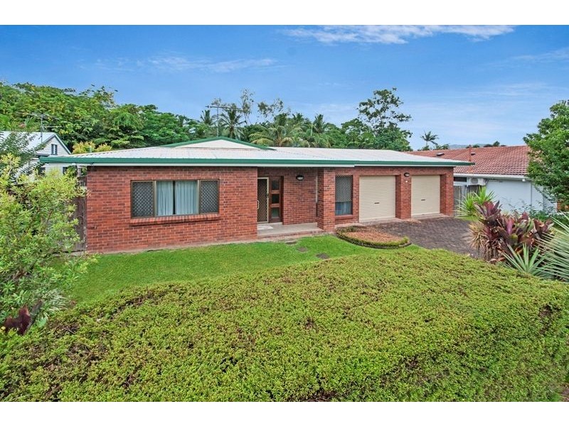 27 Simon Street, Freshwater QLD 4870