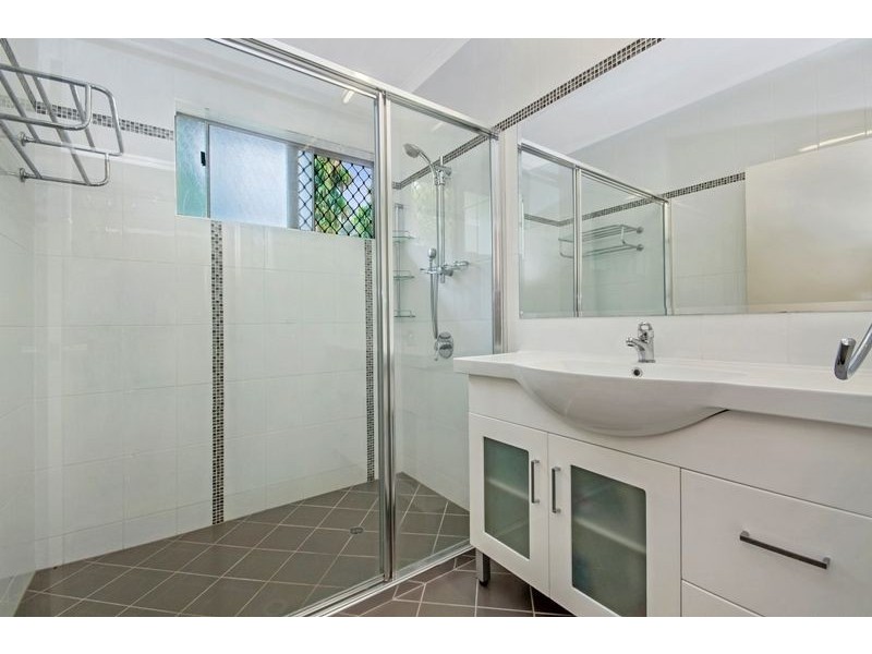 27 Simon Street, Freshwater QLD 4870