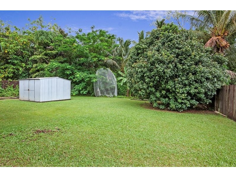 27 Simon Street, Freshwater QLD 4870