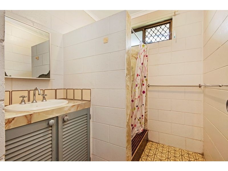 37 Simon Street, Freshwater QLD 4870