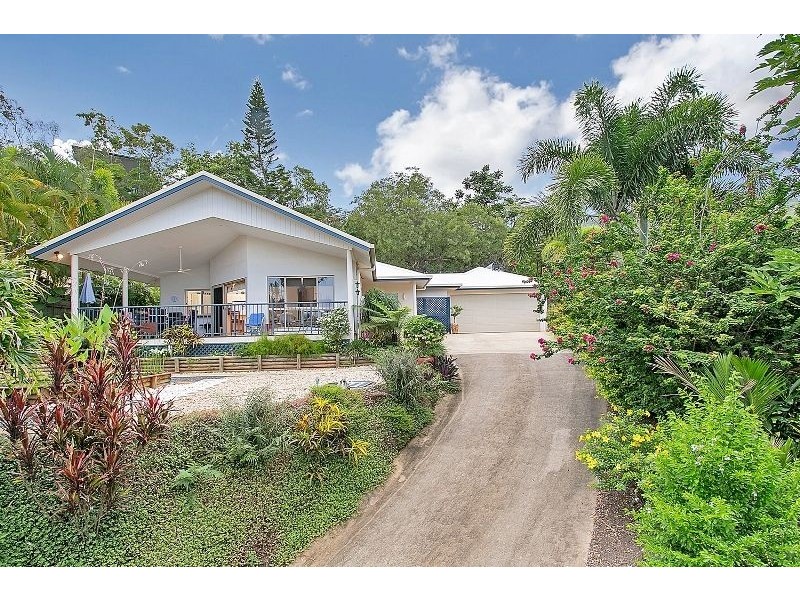 81 Callum Street, Mooroobool QLD 4870