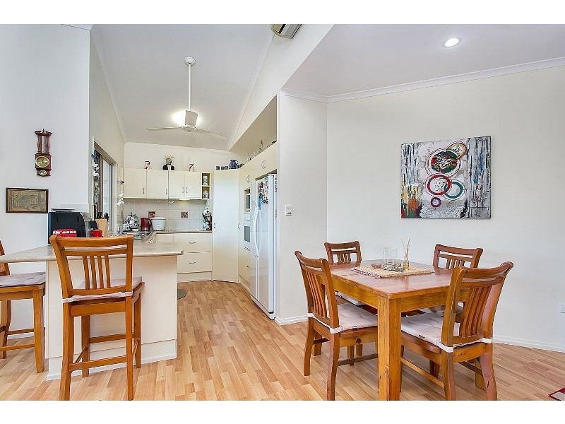 81 Callum Street, Mooroobool QLD 4870