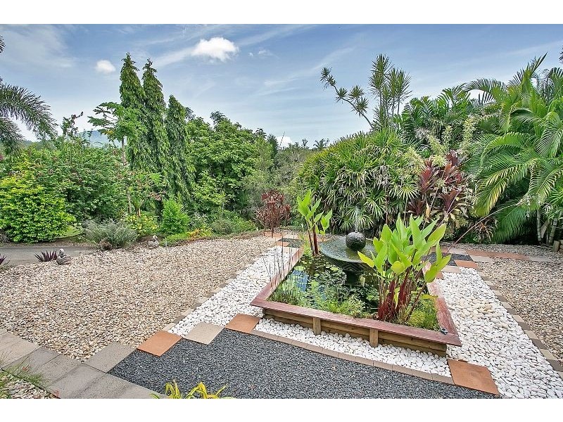 81 Callum Street, Mooroobool QLD 4870