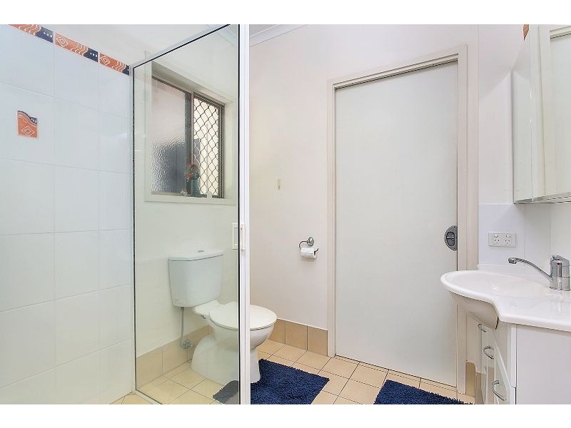 81 Callum Street, Mooroobool QLD 4870