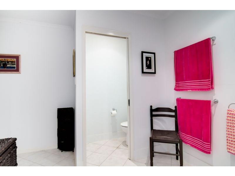 89 Cedar Road, Palm Cove QLD 4879