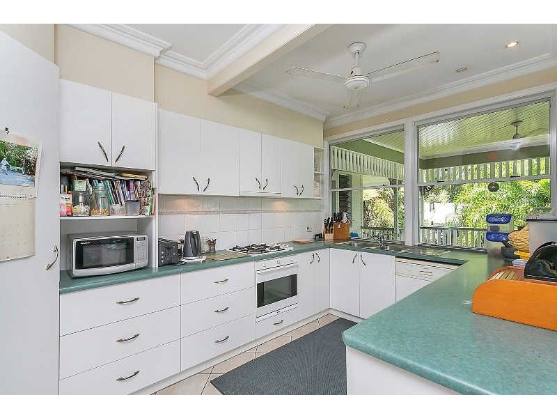 232 Woodward Street, Edge Hill QLD 4870