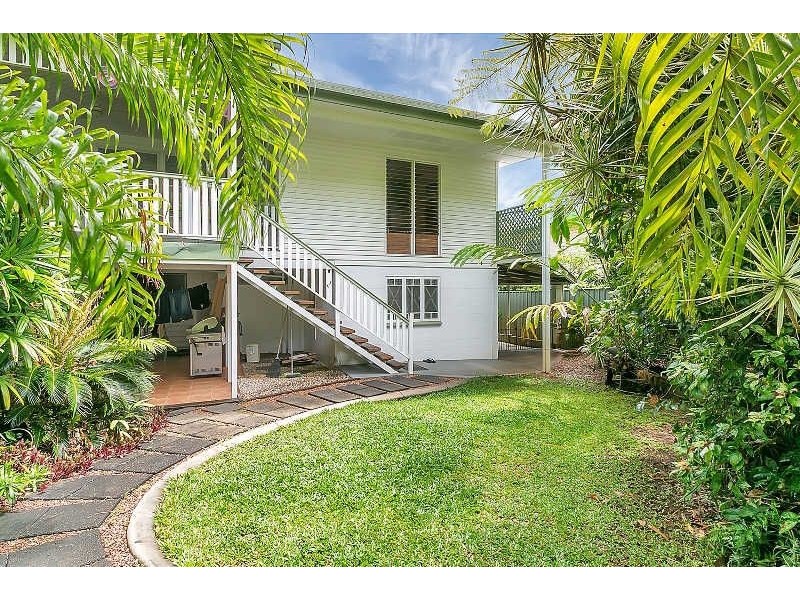 232 Woodward Street, Edge Hill QLD 4870