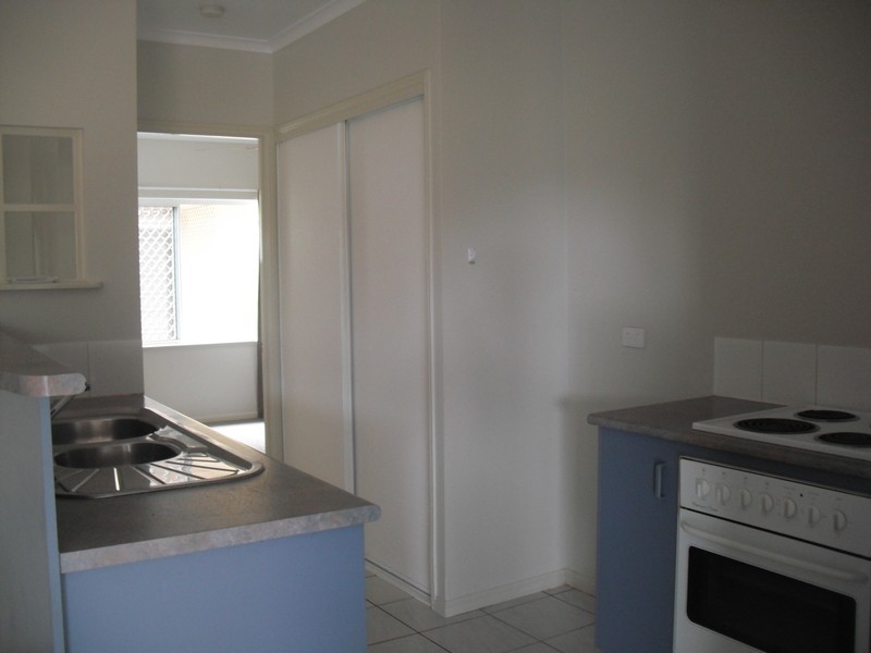 11/2-5 Marella Close, Manoora QLD 4870