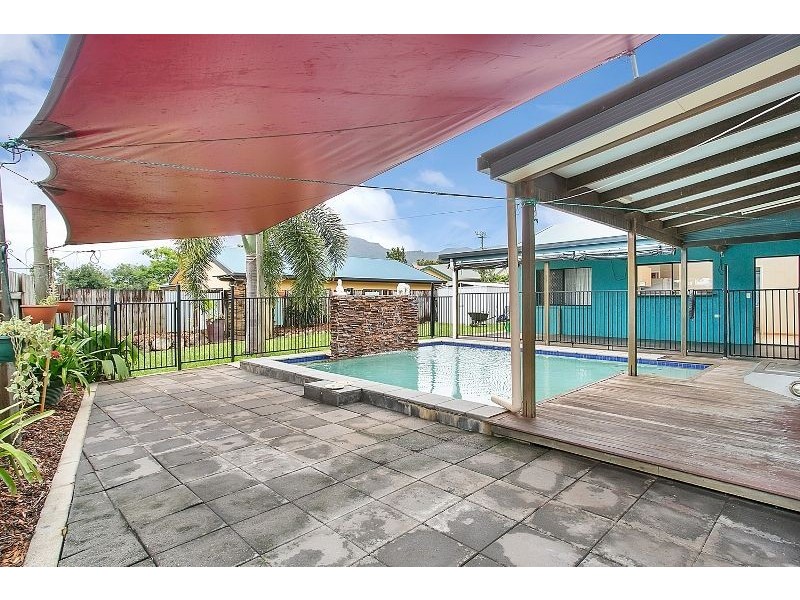 1 Mayfield Court, Mount Sheridan QLD 4868