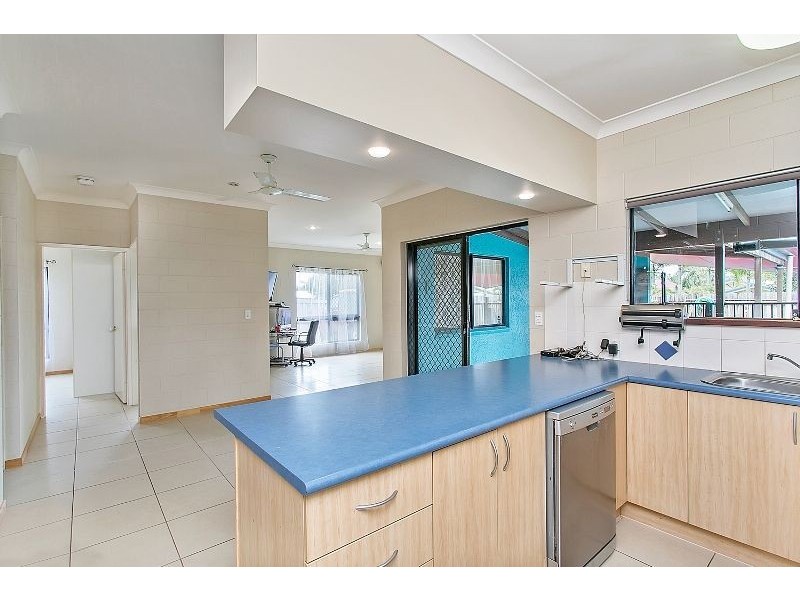 1 Mayfield Court, Mount Sheridan QLD 4868