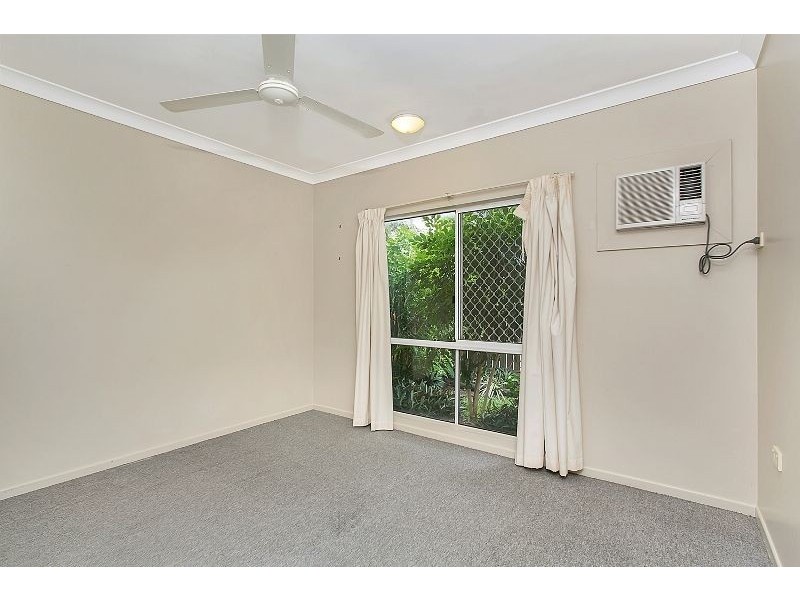20 Robert Road, Bentley Park QLD 4869