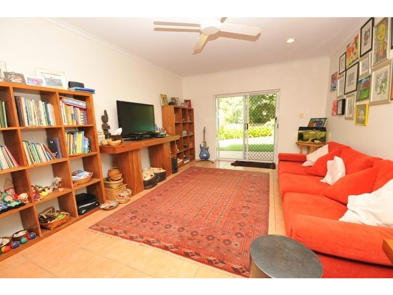 29 Gloucester Street, Whitfield QLD 4870