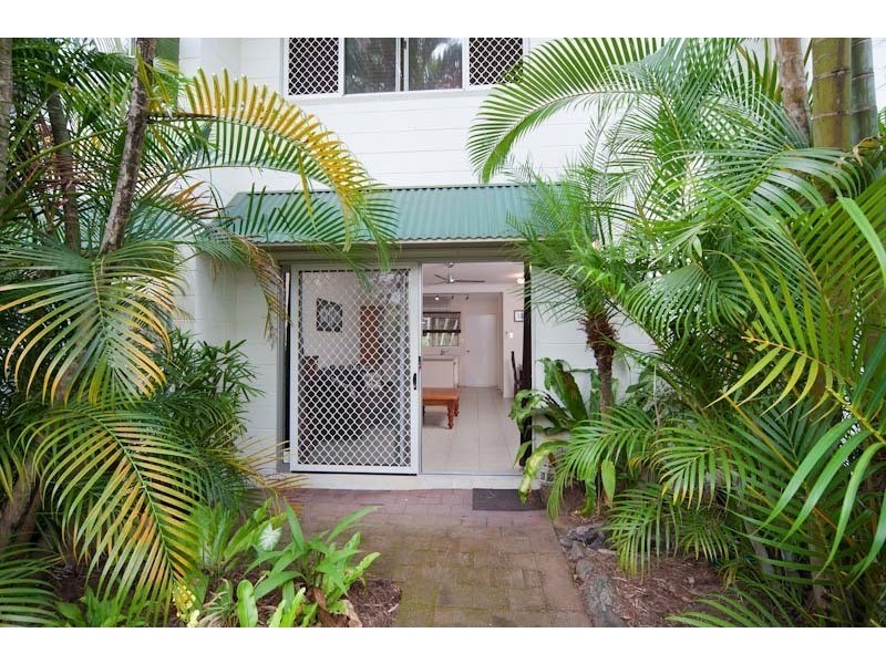 3/12 Short Street, Redlynch QLD 4870