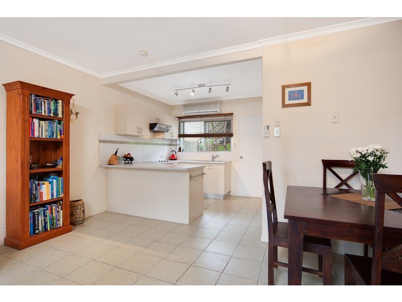 3/12 Short Street, Redlynch QLD 4870