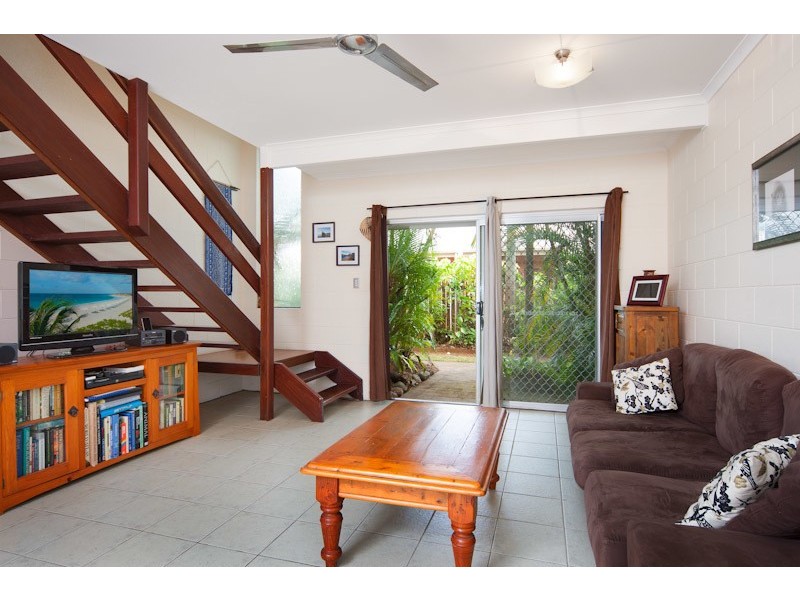 3/12 Short Street, Redlynch QLD 4870