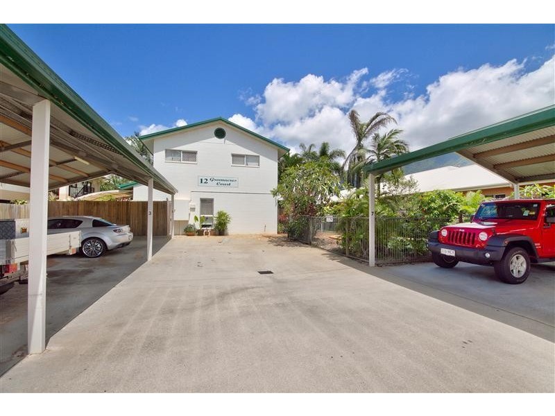 3/12 Short Street, Redlynch QLD 4870