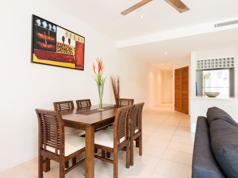 1/31-33 Sims Esplanade, Yorkeys Knob QLD 4878