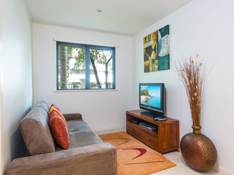 1/31-33 Sims Esplanade, Yorkeys Knob QLD 4878