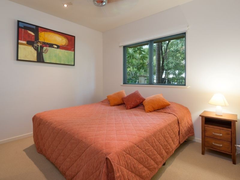 1/31-33 Sims Esplanade, Yorkeys Knob QLD 4878