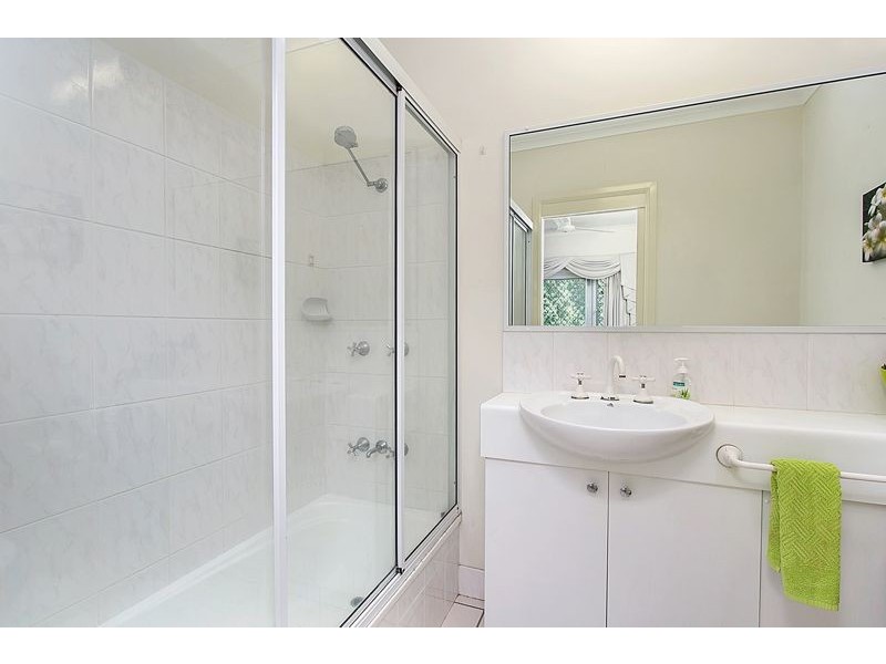 4/34-36 Patience Street, Manoora QLD 4870