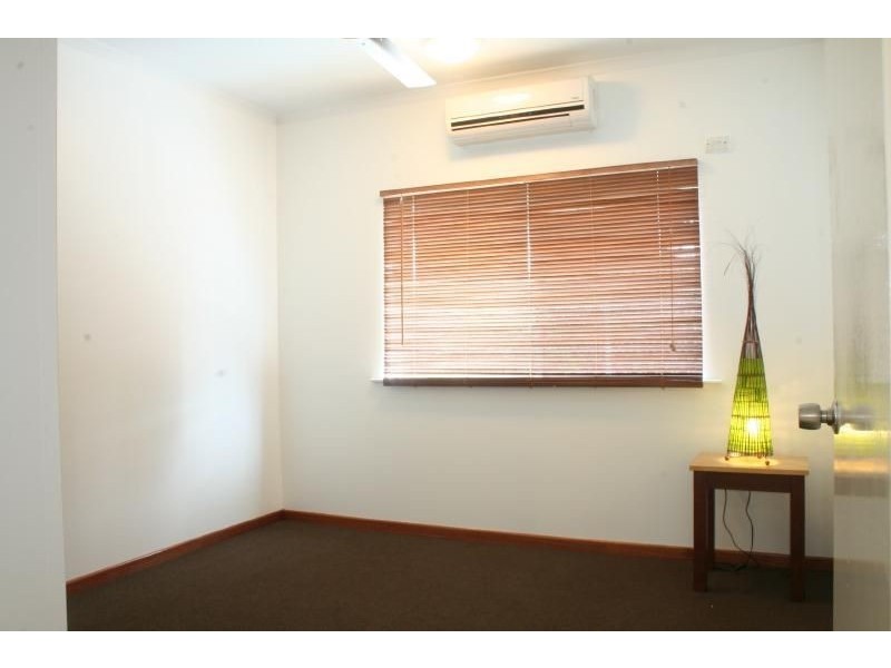 2/13 Springfield Crescent, Manoora QLD 4870