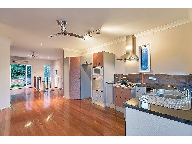 104 Anderson Road, Woree QLD 4868